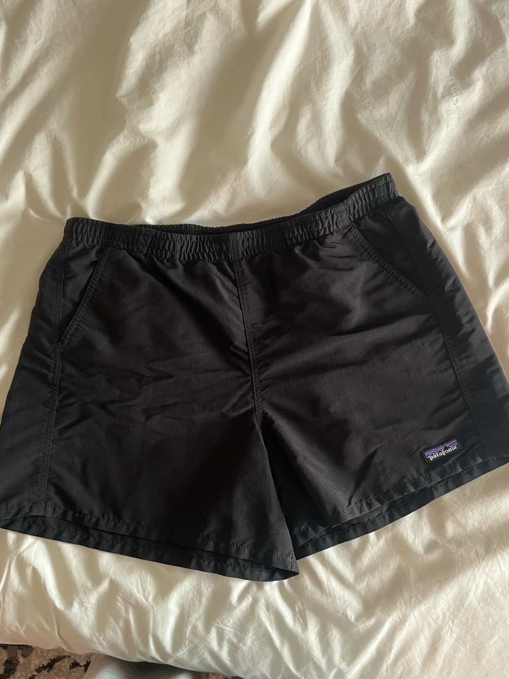 Patagonia 5 inch Black Baggies - Picture 3 of 6